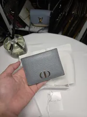 【雷市場（ポンジャン）商品韓国直送】 正規品 Dior(ディオール) cd カードウォレット