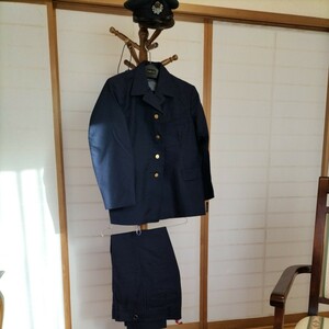 【未使用品】国鉄の電車運転士の制服（背広上下、制帽）、3号形、色紺、昭和４１年製です（その２）