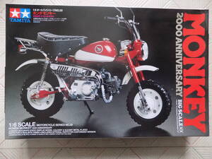 HONDA MONKEY 2000 ANNIVERSARY ( TAMIYA 1/6 SCALE MOTORCYCLE SERIES NO.30 )