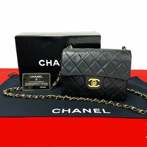 極 美品 箱 袋付き カード シール有 1番台 CHANEL シャネル マトラッセ ココマーク ラムスキン チェーン ショルダーバッグ ブラック 26439