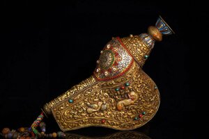 【清】某有名収集家買取品 西蔵・チベット伝来・時代物 巻き貝 象嵌寶石・天珠法螺 法具 極細工 密教古美術