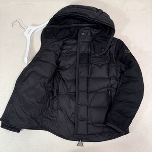 着用2〜3回　☆超美☆ MONCLER モンクレール　ダウンジャケット　羊革　レザーロゴ　ブラック　黒　RYAN ライアン メンズ　Sサイズ