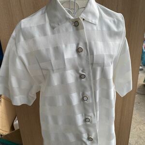 西542 クリスチャンディオール　Christian Dior シャツ トップス 半袖 サイズM SIZE M BL3B17200 ホワイト レディース 綿100%