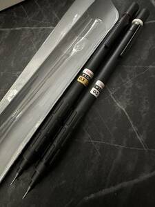 【新品】　廃盤　ぺんてる　2本セット　グラフ1000　シャーペン　0.3mm 0.5mm 製図　PG1003 PG1005 Pentel シャープペン　GRAPH1000