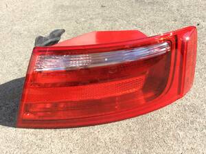 アウディ Audi A5　純正 右 フェンダー テールライト Right Fender Tail Light　SH1662xxx