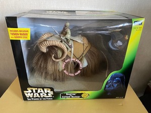 スターウォーズ　STARWARS ハズブロージャパン　Kenner DXクリーチャーフィギュア　バンサandタスケン・レイダー 新品未開封！！