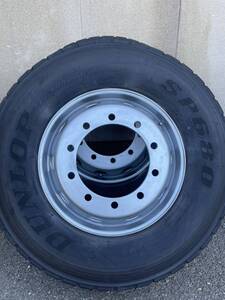 275/80R22.5 151/148J ミックス　新品同じ　DUNLOP SP680 2023年製　　ISO 方式ホイール　22.5×7.50 162-13S TOPY製　再塗装　２本