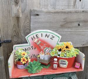 American style/Display shelf/ ketchup & flower board/ ディスプレイボード #店舗什器 #看板 #ディスプレイ #飾り棚