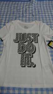 〇133☆未使用・保管品☆NIKE☆COTTON100　Vネック半袖Tシャツ　白160①