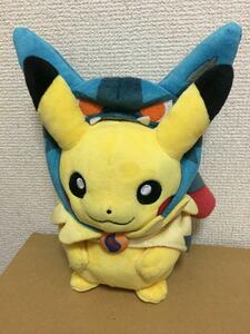 メガルカリオ の ポンチョ を着た ピカチュウ ぬいぐるみ ポケモン