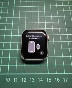 Apple Watch SE（GPSモデル）40mmシルバーアルミニウムケース