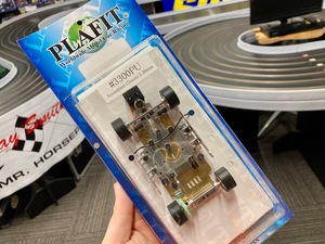 PLAFIT 1/32 スロットカーパーツ 3300PU プラフィット スーパー32 完成シャシー モーターレス