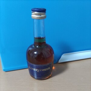 クルバジェ VSOP フィーヌ・シャンパーニュ　50ml　原産地：フランスブランデーフランスフィーヌ・シャンパーニュの原酒を絶妙にブレンド