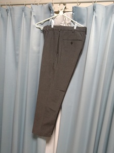 【新品・未使用】UNIQLO/ユニクロ スマートアンクルパンツ　Ｓ(ウエスト68〜76cm) Gray