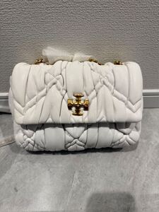 トリーバーチ TORY BURCH キラ　 ルーシュ ミニチェーンウォレット