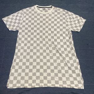 k13 HOLLISTER Tシャツ　サイズL表記　ベトナム製