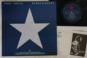 LP Neil Young Hawks & Doves P10917R REPRISE /00260