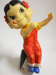 1960年代ペコちゃん☆彡不二家ハイカップ☆彡カウンター用ソフビ首ふり人形