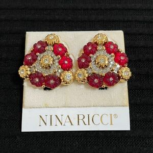 NINA RICCI ニナリッチ フラワー イヤリング 赤×ゴールドカラー 大ぶり