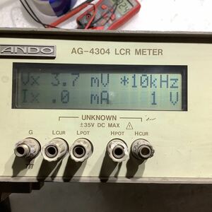 昭和レトロ の古い測定器です。動作未確認一般的な通電まで済みです。ジャンク