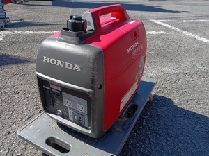 【佐川急便 160サイズ】 中古品 HONDA 本田技研工業 正弦波インバーター搭載発電機 EU16i ②