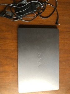 Vaio Z VJZ131A11N (PC本体と電源アダプター）