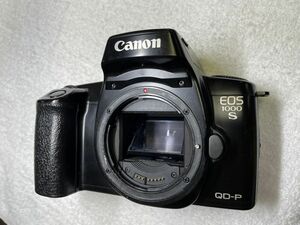 EOS 1000S