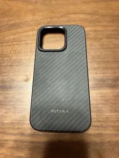 iPhone15Pro カバーPITAKA（ピタカ）