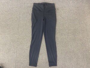 P133-X2-934 UNDER ARMOUR アンダーアーマー SpeedPocket 現状品①