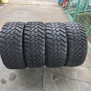 XD　KMC　20インチ　8.5J+10　6H-135/139.7　NITTO　 LT295/55R20　123/120Q　10PR　2014年製　9分山　ヒビあり　中古　 引き取り大歓迎