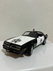 売切 フランクリンミント1/24 2004 POLICE CAR LIMITED EDITION 1977 PONTIAC TRANS AM ファイアーバード トランザム パトカー ミニカー