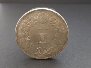 AR-498 貿易銀 1円銀貨 明治30年 一圓銀貨 古銭 重さ24.9g 径37.8㎜ 厚み2.7㎜ 真贋不明 コレクション 趣味 硬貨 貨幣 コイン