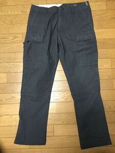 VOLCOM MEN’S CARGO PANTS size-32(平置き45股下80) 中古(美品-数回使用) 送料無料 NCNR