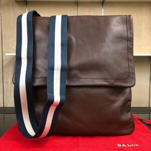 【バリー】基準内 BALLY ショルダーバッグ 茶 トレインスポッティング 斜め掛け メッセンジャーバッグ 本革 レザー メンズ レディース 伊製