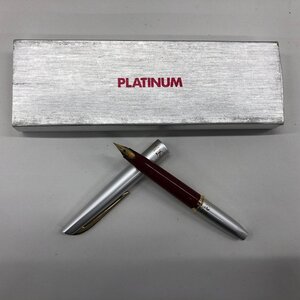 PLATINUM　プラチナ　万年筆　ペン先18K　P　細字　レッド系×シルバー系　箱付き【DABD6021】