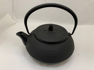 ☆1000円スタート☆　【未使用に近い】　南部盛栄堂 南部鉄瓶 急須　直径約11cm　アラレ　開業100年記念　昭和62年長沼町　◆26486A