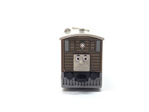 トーマスとなかまたち　トビー　2004年 中古品です　子供が遊んでいた物です。キズ、汚れ等あります。