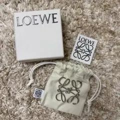 ロエベ LOEWE ピン ブローチ アナグラム