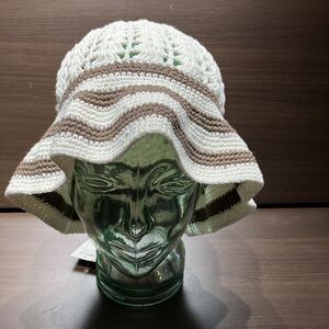 未使用 コットンニットキャップ　レディース　ハンドメイド　ボーダー　展示会サンプル　手編み ニット帽子