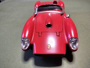 Bburago ブラーゴ FERRARI フェラーリ 250 テスタロッサ 赤 レッド 1/18