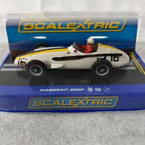 ◆SCALEXTRIC◆ Masarati 250F J.Bonnier No.16 Pescara GP 1957 C3403 スロットカー スケーレックストリック 