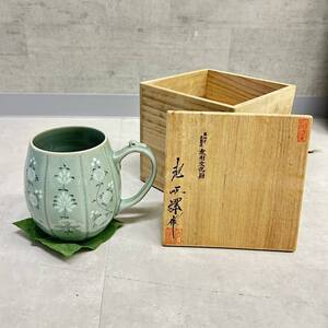 24千/A053364-20/J011-612/SS28000【名古屋】KIRIN BEER MUG COLLECTION 池順鐸作 高麗青磁 象嵌 青磁花草文 菊花文 無形文化財