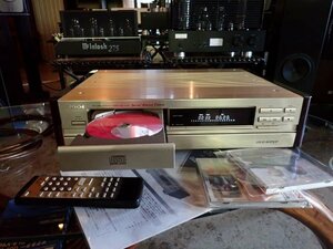 ■CDプレーヤーの基本を築いてオーソドックスなDENON・DCD-+1650GL動作品でキズ無し■