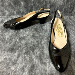 Salvatore Ferragamo サルヴァトーレ・フェラガモ　ストラップサンダル　デザインサンダル　エナメル×レザー　51/2C 23cm ブラック　＊BN