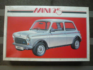 AUSTIN　ROVER　MINI　25　SILVER　JUBILEE　オースチンローバー　ミニ　ミニクーパー