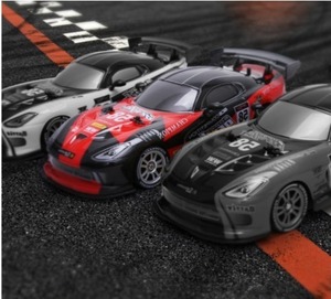 s1695 1:16 レーシング Rc カー GTR モデル 4WD 2.4 グラムオフロード Rockster リモートコントロ