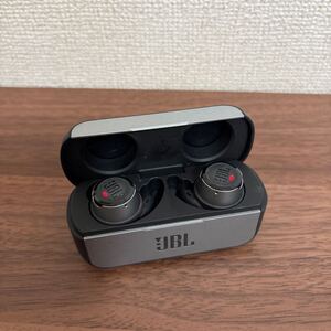 JBL REFLECT FLOW ワイヤレスイヤホン イヤホン　72