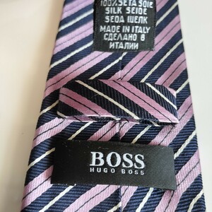 HUGO BOSS (ヒューゴボス)ピンク紺ストライプネクタイ