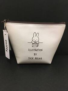 miffy/ミッフィー　舟形ポーチ大☆彡　キナリ☆　COCOART/ココアール　コスメポーチ　マルチケース　新品