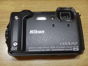 Nikon COOLPIX W300 未使用品 テストで開封 保護フィルム付き